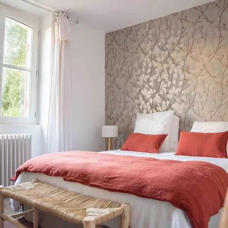 Gasthuis Les Ombrees 3*