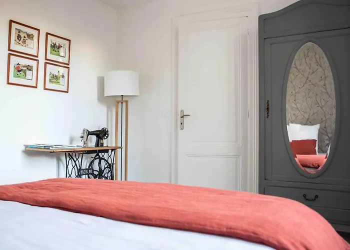 Les Ombrees Pensionat 3*